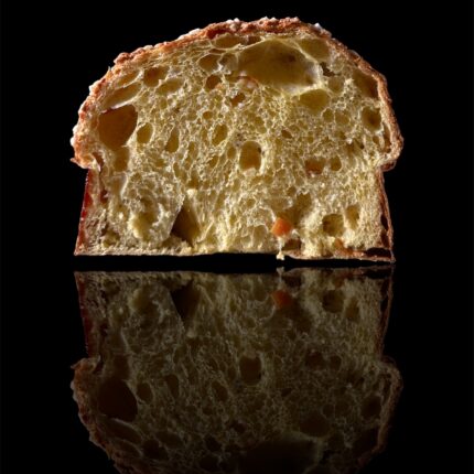 Colomba classica, dolce tipico pasquale