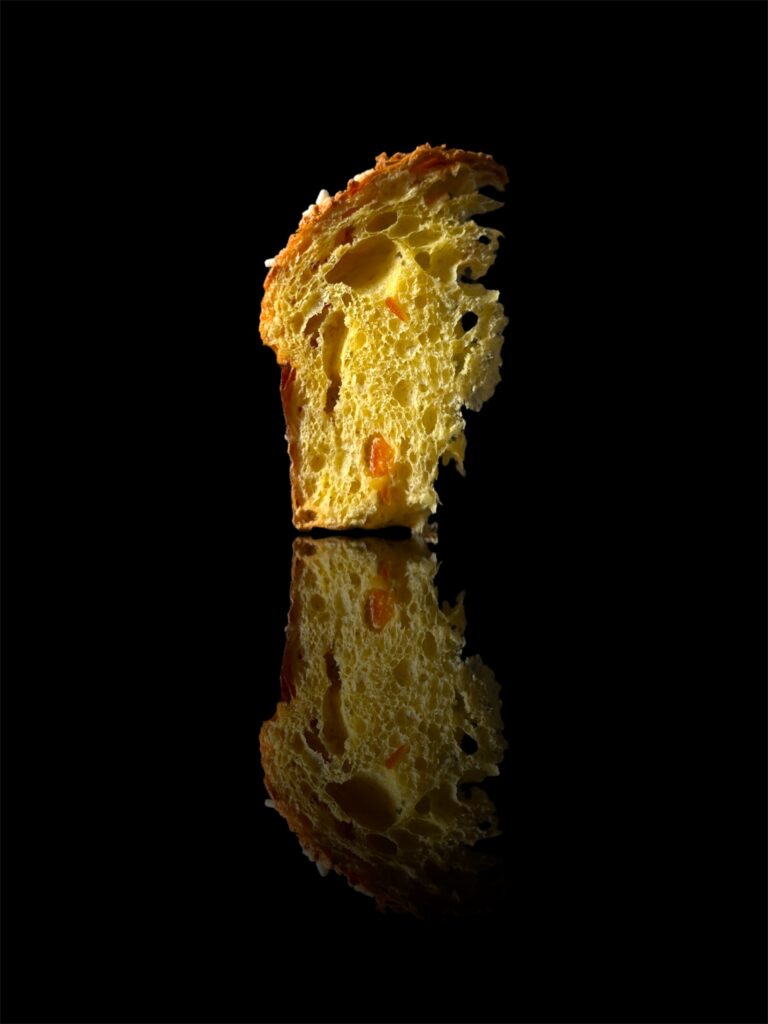 Colomba classica, dolce tipico pasquale