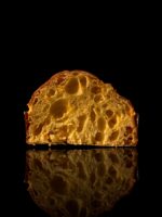 Colomba dolce pasquale, pesca e mango